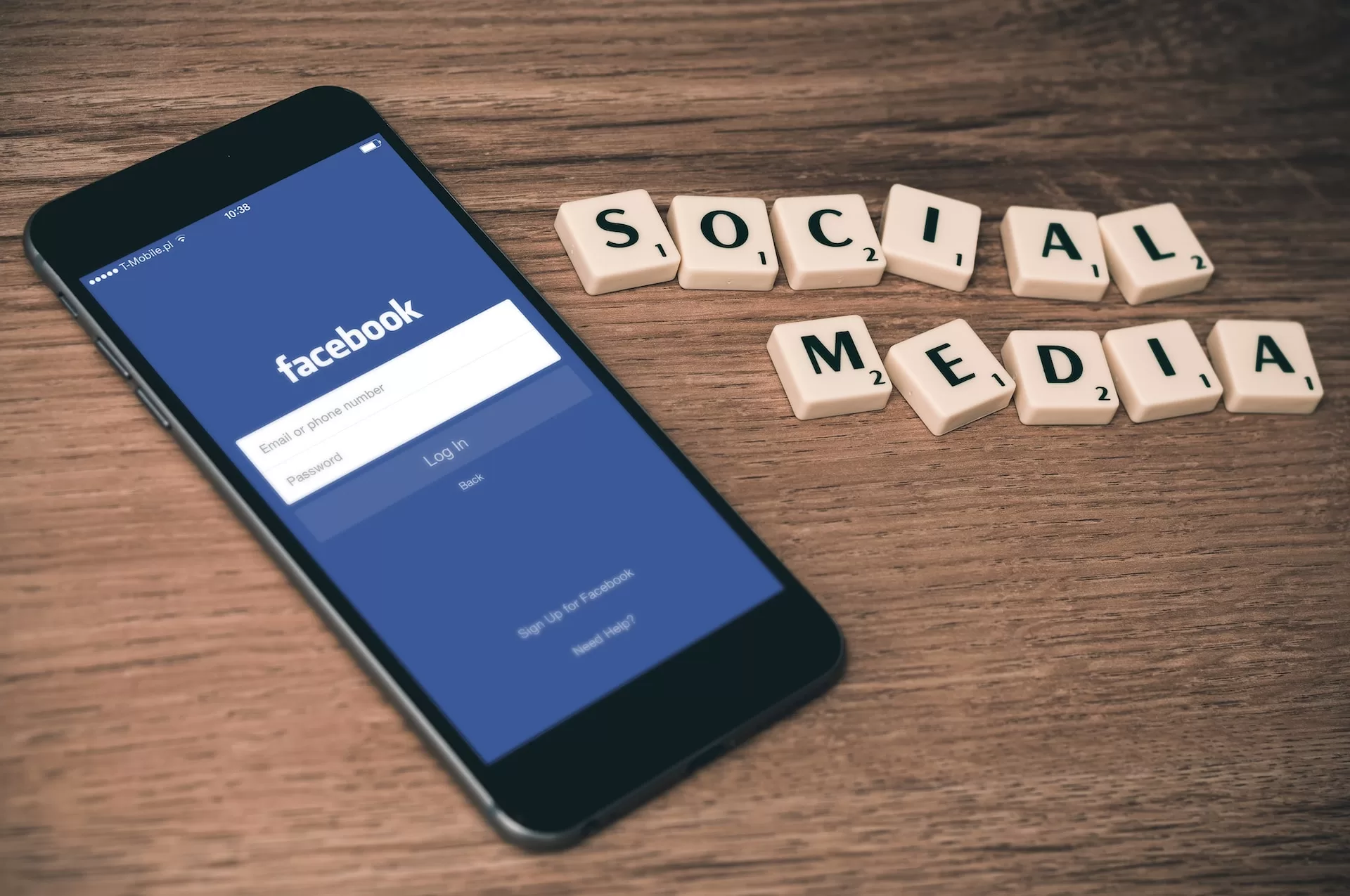 iphone with open facebook page